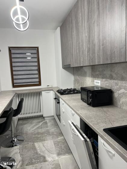 Apartament cu 2 camere, mobilat în Metalurgiei