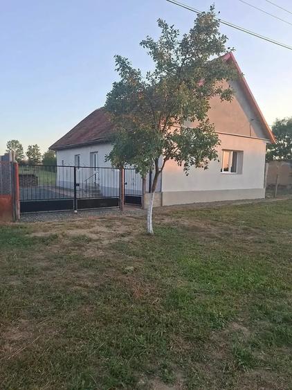 Vand casa in localitatea Sarbova.Jud.Timi? - 2