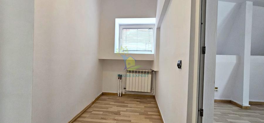 Apartament cu 4 camere semidecomandat în Foișorul de Foc