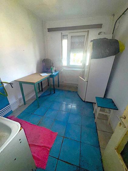 Apartament cu 2 camere semidecomandat în Micro 40