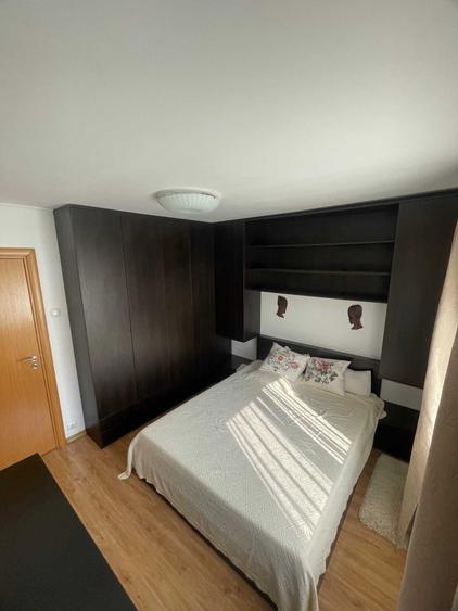 Apartament cu 2 camere decomandat în Crângași