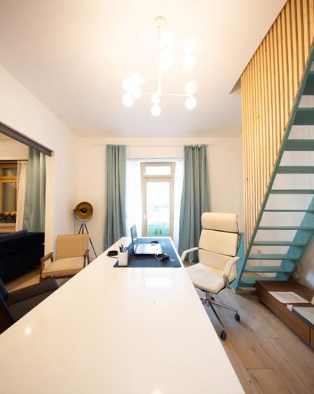 Apartament cu 3 camere semidecomandat în Semicentral