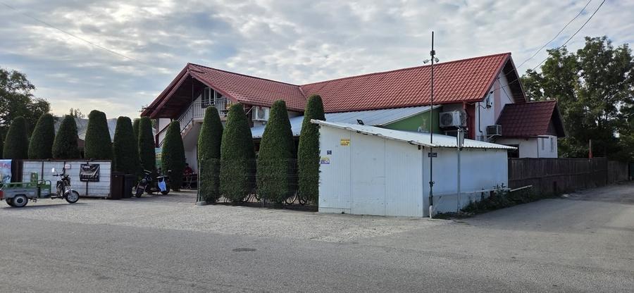 Casă cu 6 camere cu Teren 600 Mp în Fierbinți