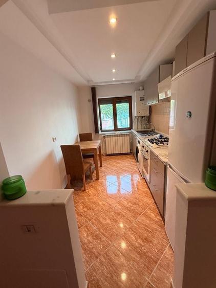 Casă cu 2 camere cu Teren 90 Mp în Central