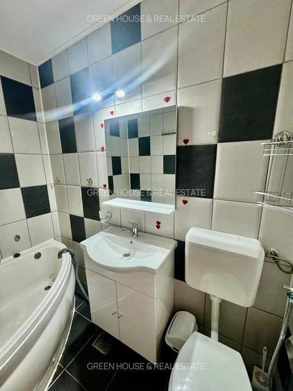 Apartament cu 2 camere semidecomandat în Ultracentral
