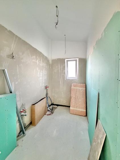 Apartament cu 2 camere decomandat în Chișoda
