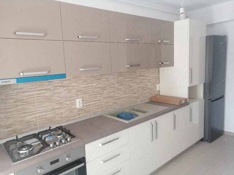 Apartament cu 2 camere decomandat în Prelungirea Ghencea