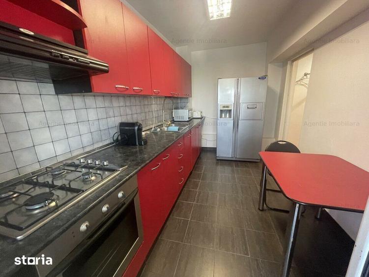 Apartament cu 3 camere, mobilat în Pantelimon