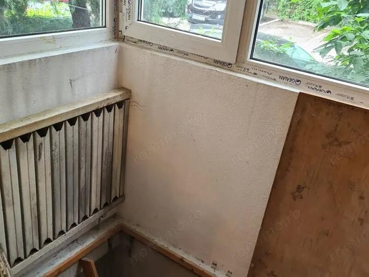 Apartament cu 4 camere decomandat în Pipera