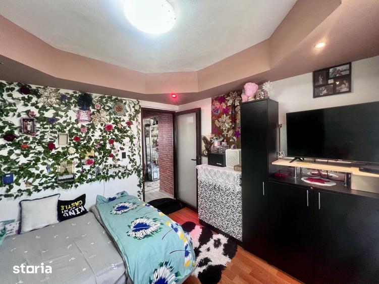 Apartament cu 2 camere decomandat în Lipovei