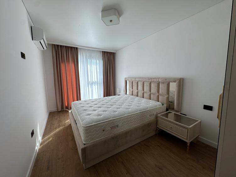 Apartament cu 3 camere semidecomandat în Zorilor