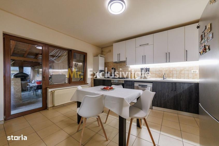 Casă cu 4 camere în Central