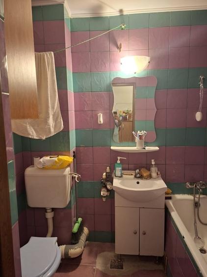 Apartament cu 2 camere semidecomandat în Compozitorilor