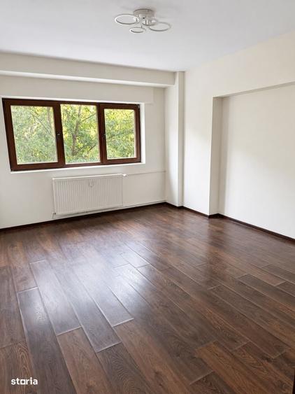 Apartament cu 4 camere în Unirii