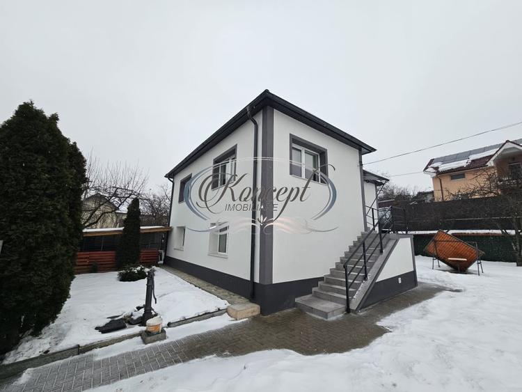 Casă individuală cu 6 camere cu Canalizare în Iris