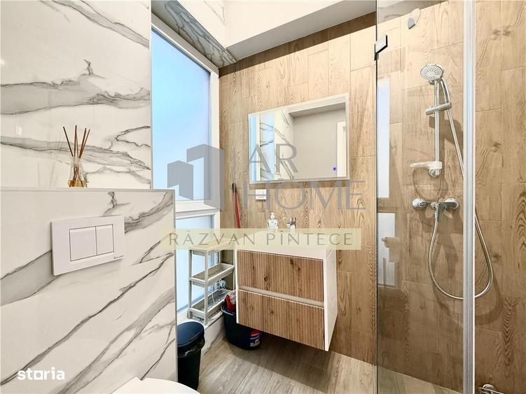 Apartament cu 3 camere în Mărășești