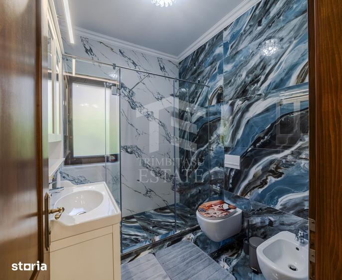 Casă cu 6 camere cu Teren 750 Mp în Giroc