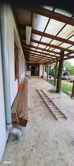 Casă cu 5 camere cu Teren 4500 Mp în Beltiug