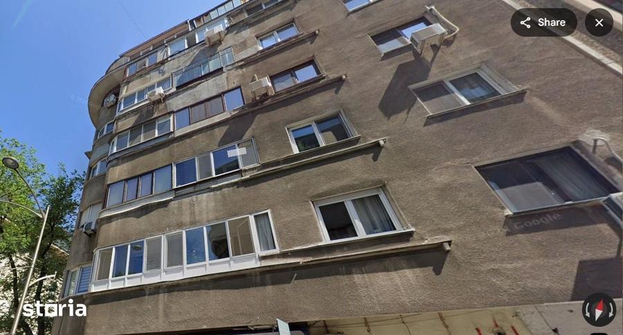 Apartament cu 3 camere în Centrul Civic