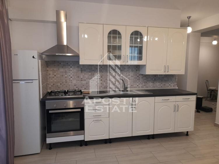 Apartament cu 3 camere decomandat, mobilat în Giroc