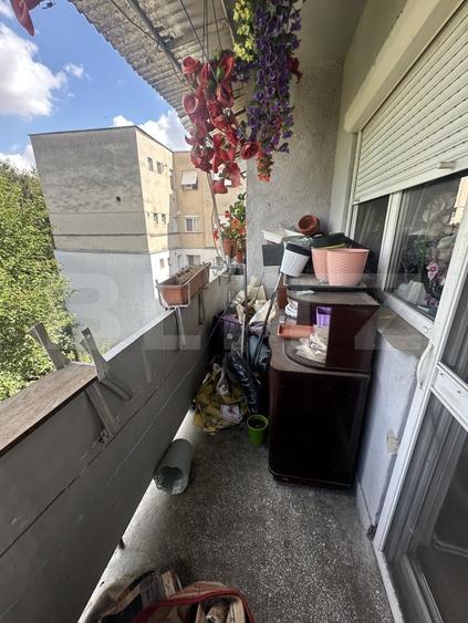 Apartament cu 3 camere decomandat, mobilat în Careiului