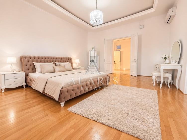 Apartament cu 3 camere semidecomandat în Traian