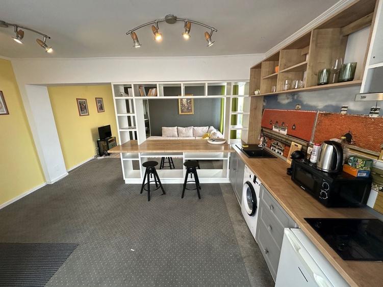 Apartament cu 2 camere semidecomandat în Ultracentral