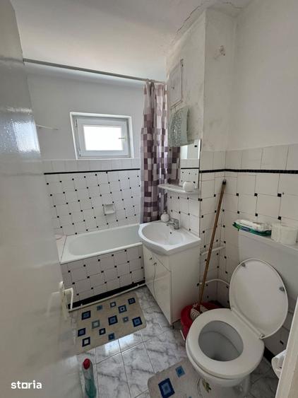 Apartament 3 camere decomandat- zona Tomis Nord - 9