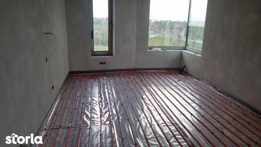 Casă cu 4 camere cu Teren 245 Mp în Iorga