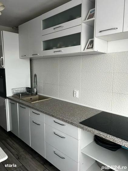 Apartament cu 3 camere decomandat, mobilat în Astra