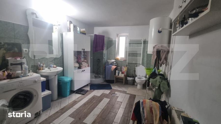 Casă cu 6 camere cu Teren 2340 Mp în Miroslava