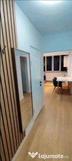Apartament cu 2 camere decomandat în Florilor