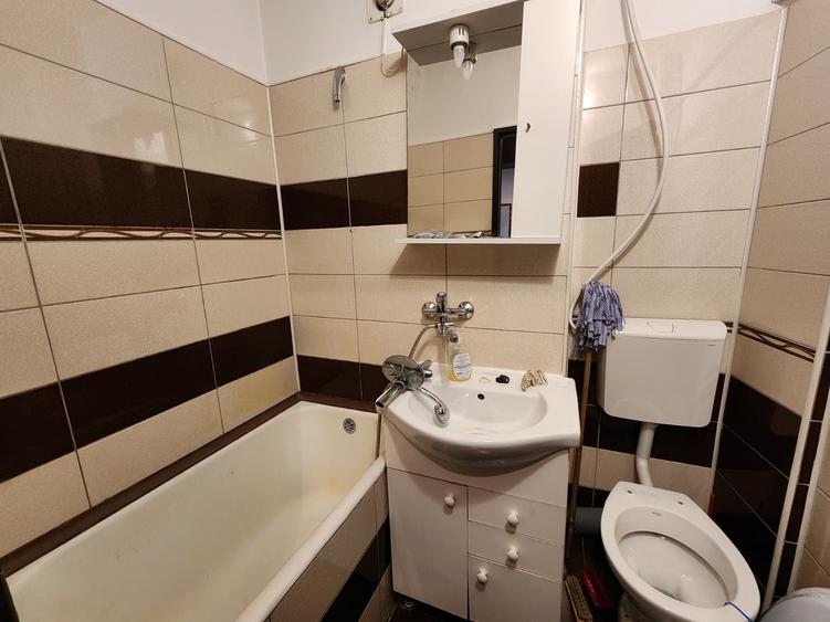 Apartament cu 2 camere nedecomandat în Tătărași
