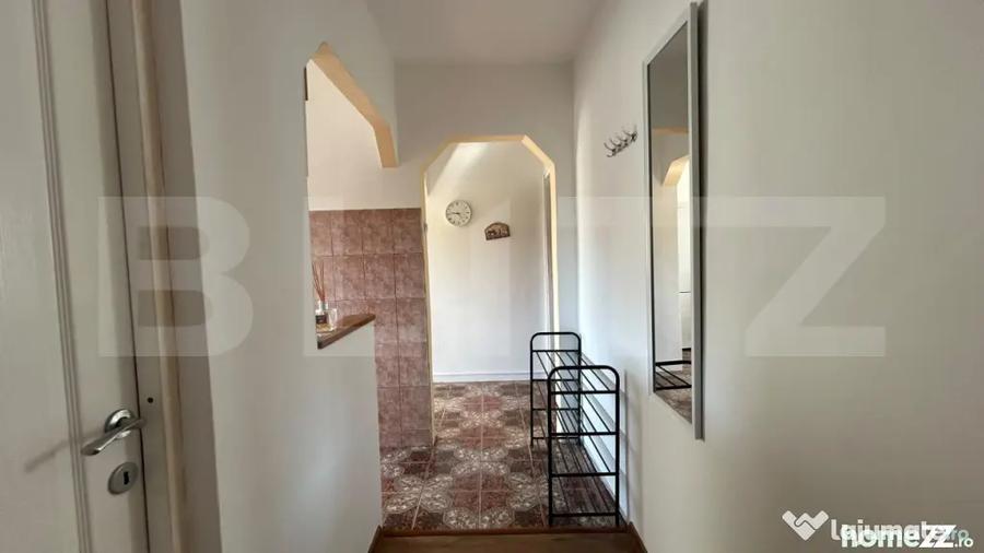 Apartament cu 3 camere decomandat în Rogerius