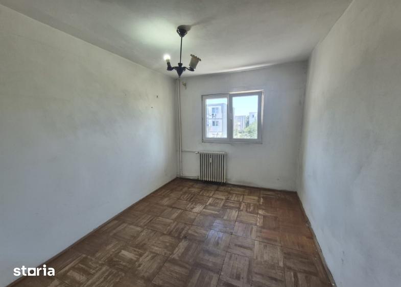 Apartament cu 3 camere în Sud