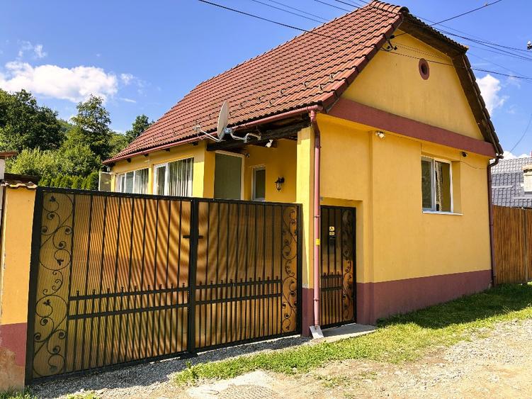 Casă individuală cu 2 camere cu Teren 685 Mp în Galeș