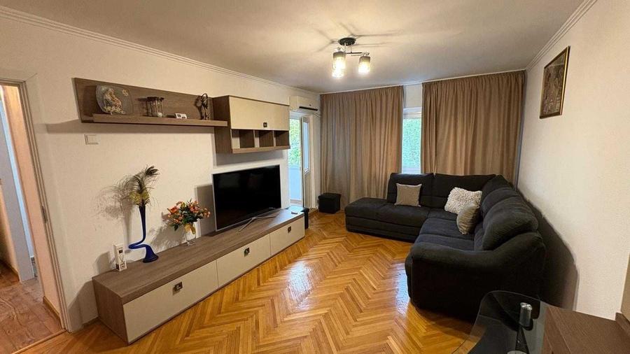 Apartament cu 2 camere decomandat în Exterior Vest
