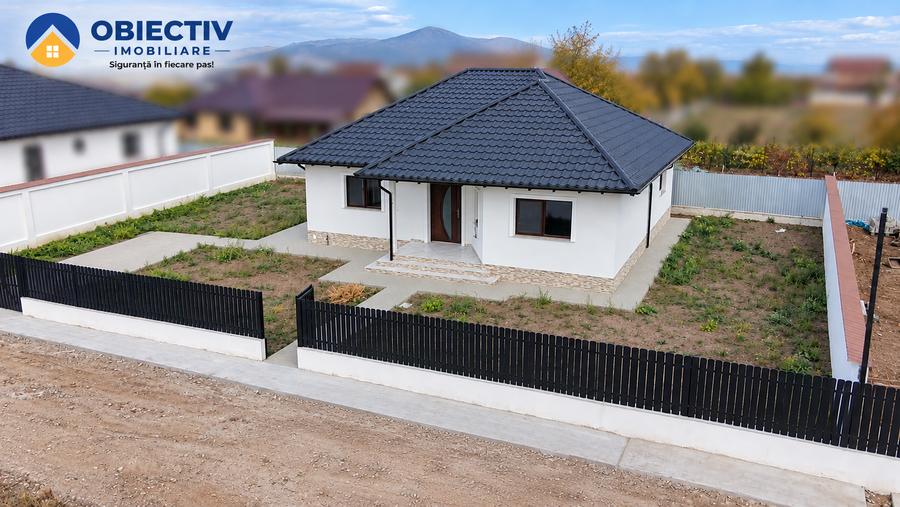 Casă individuală cu 3 camere cu Teren 507 Mp în Dumbrava Roșie