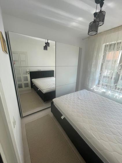 Apartament cu 2 camere semidecomandat în Aeroport