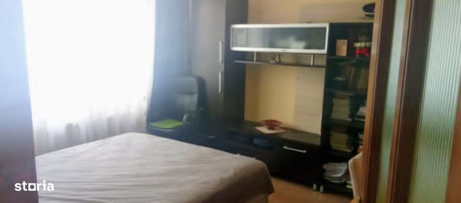 Apartament cu 4 camere în Central