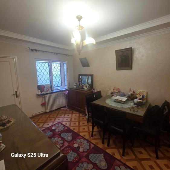 Apartament cu 3 camere circular în Dorobanți