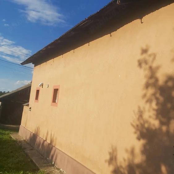 Casă cu 2 camere cu Teren 1500 Mp în Ungheni