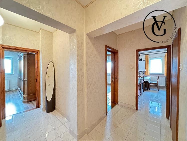 Apartament decomandat cu 2 camere în zona Brătianu - 2