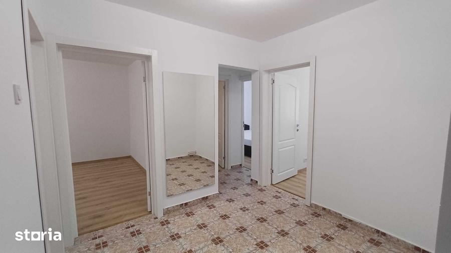 Apartament cu 3 camere decomandat în Târgu Cucu
