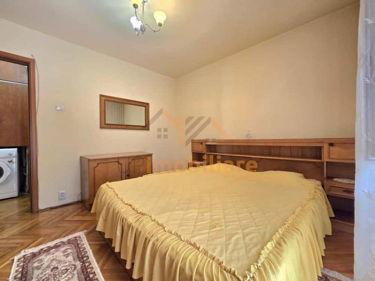 Apartament cu 3 camere decomandat în Decebal