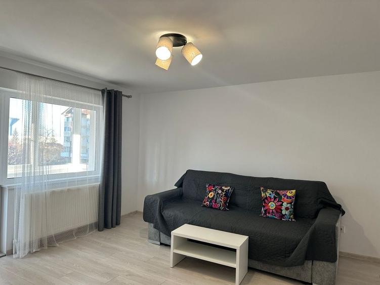 Apartament cu 2 camere decomandat în Timișu de Jos