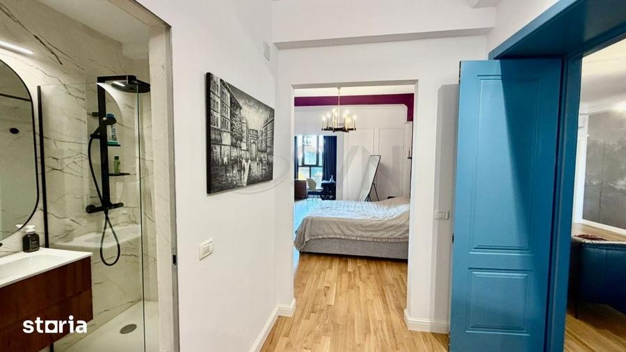 Apartament cu 4 camere decomandat în Victoriei