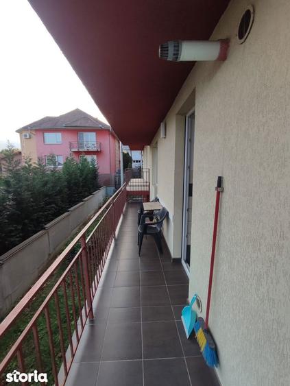 Apartament cu 3 camere semidecomandat în Becaș