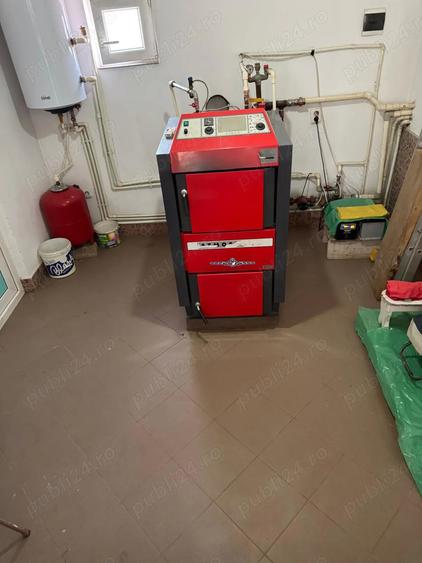 Casă cu 4 camere cu Teren 2405 Mp în Vasile Alecsandri