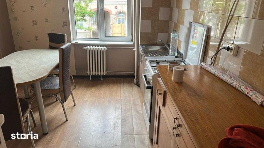 Inchiriez apartament doua camere tip D - 4